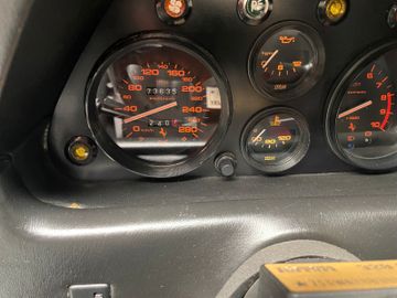 1986 Ferrari 328 缩略图 12