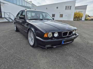 1992 BMW 530 photo 1