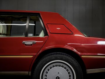 1987 Aston Martin LAGONDA 照片 8