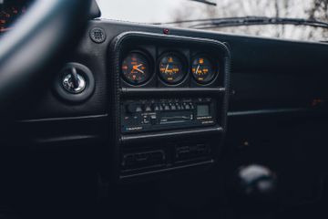 1987 Ferrari 328 — миниатюра 26