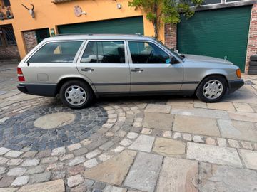 صورة مصغرة 13 لـ 1988 Mercedes-BENZ 300