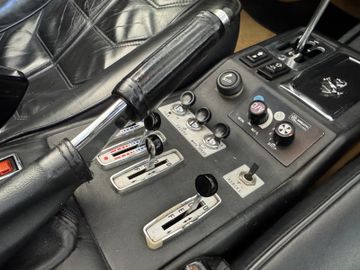 صورة مصغرة 17 لـ 1982 Ferrari 308