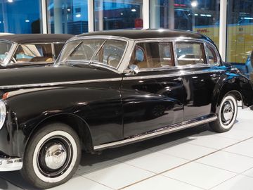 1952 Mercedes-BENZ 300 — миниатюра 12