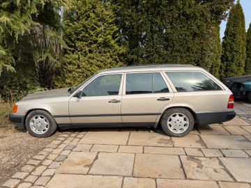 صورة 3 لـ 1988 Mercedes-BENZ 300