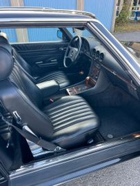 صورة مصغرة 27 لـ 1988 Mercedes-BENZ 300