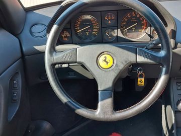 1990 Ferrari MONDIAL — миниатюра 11