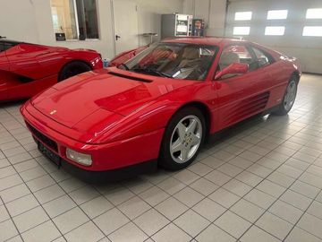 1990 Ferrari 348 照片 1