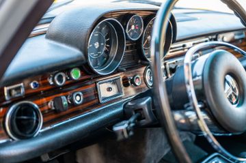صورة مصغرة 19 لـ 1971 Mercedes-BENZ 300