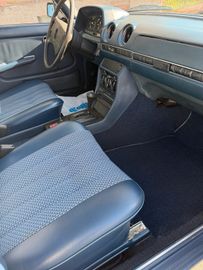 صورة 6 لـ 1978 Mercedes-BENZ 300