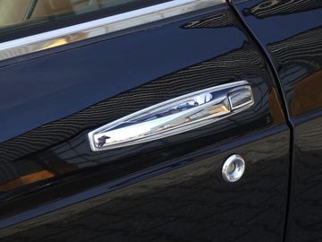1993 Bentley CONTINENTAL — миниатюра 46