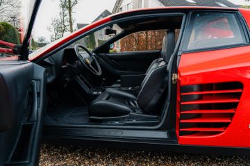 1990 Ferrari TESTAROSSA — миниатюра 12