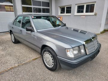 صورة 1 لـ 1988 Mercedes-BENZ 300