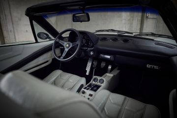 1982 Ferrari 308 缩略图 16
