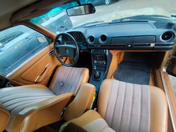 صورة 4 لـ 1979 Mercedes-BENZ 300