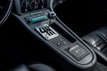 صورة مصغرة 25 لـ 2001 Ferrari 550