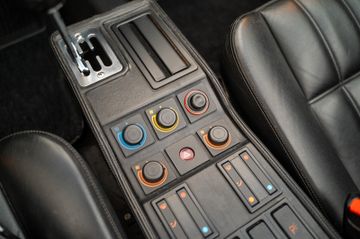 1988 Ferrari 328 — миниатюра 25