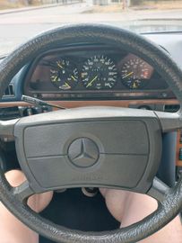 1988 Mercedes-BENZ C 180 — миниатюра 10