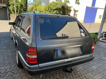 صورة 5 لـ 1992 Mercedes-BENZ 300