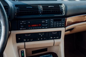 1989 Alpina B12 缩略图 19