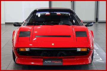 1981 Ferrari 208 照片 2