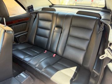 صورة مصغرة 12 لـ 1993 Mercedes-BENZ 300