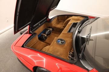 1985 Ferrari TESTAROSSA — миниатюра 16