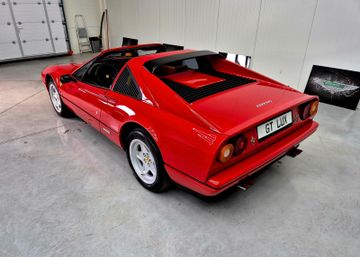1986 Ferrari 328 — миниатюра 17