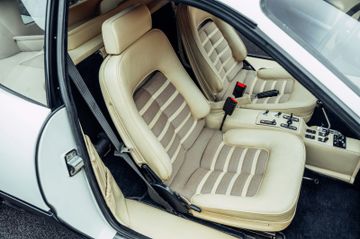 1982 Ferrari 512 照片 9