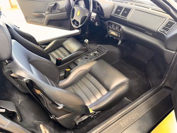 صورة مصغرة 13 لـ 1996 Ferrari F355