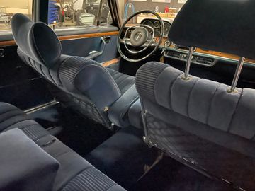صورة 5 لـ 1971 Mercedes-BENZ 300