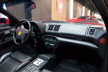 صورة مصغرة 10 لـ 1998 Ferrari F355