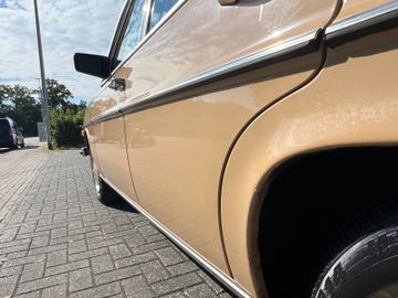 صورة مصغرة 19 لـ 1976 Mercedes-BENZ 300