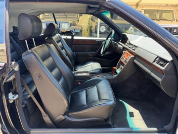 صورة مصغرة 20 لـ 1993 Mercedes-BENZ 300