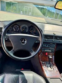 صورة 8 لـ 1991 Mercedes-BENZ 300
