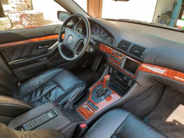 صورة مصغرة 6 لـ 1998 Alpina B10