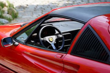 1988 Ferrari 328 照片 10
