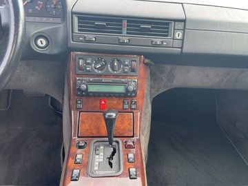 1992 Mercedes-BENZ 300 thumbnail 13