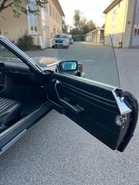 صورة مصغرة 32 لـ 1988 Mercedes-BENZ 300