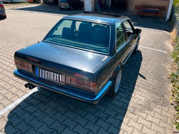 1987 Alpina B6 缩略图 3