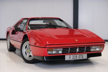 1989 Ferrari 328 照片 1