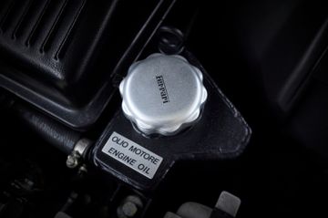 صورة مصغرة 22 لـ 1998 Ferrari 550