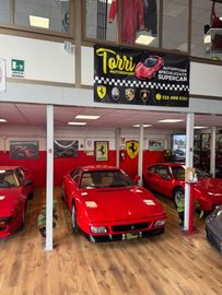 1990 Ferrari 348 照片 2