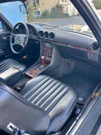 صورة مصغرة 28 لـ 1988 Mercedes-BENZ 300