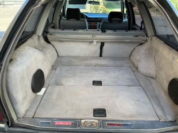 صورة مصغرة 11 لـ 1992 Mercedes-BENZ 300