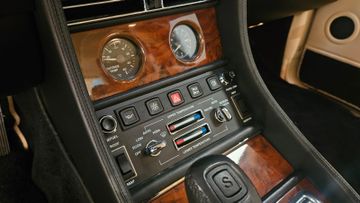 1992 Bentley CONTINENTAL — миниатюра 15