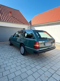 صورة 3 لـ 1990 Mercedes-BENZ 300