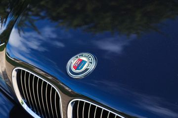 صورة مصغرة 25 لـ 1998 Alpina B10