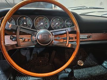 1966 Porsche 911 URMODELL — миниатюра 16