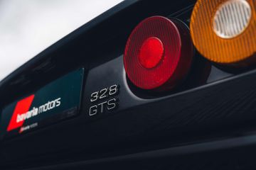صورة 9 لـ 1987 Ferrari 328
