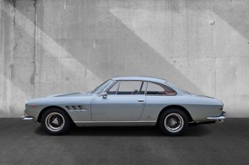 1966 Ferrari 330 — фото 2